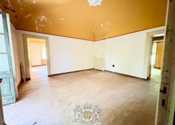 Salone - Villa via Valdieri, 66, Borgo San Dalmazzo - foto 40