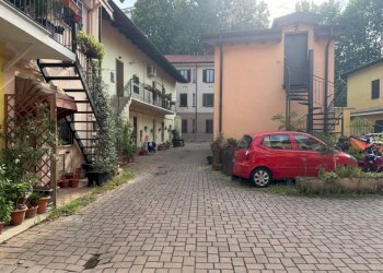 Cortile interno - Bilocale via Alessandro Manzoni, 9, Sesto San Giovanni - foto 14