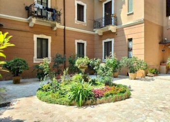 Cortile interno - Bilocale via Rovereto, 7, Milano - foto 6