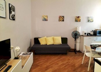 Camera da letto - Bilocale via Rovereto, 7, Milano - foto 8