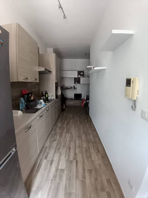 Cucina - Bilocale via Nicola Porpora, 9, Torino (zona Rebaudengo) - foto 2