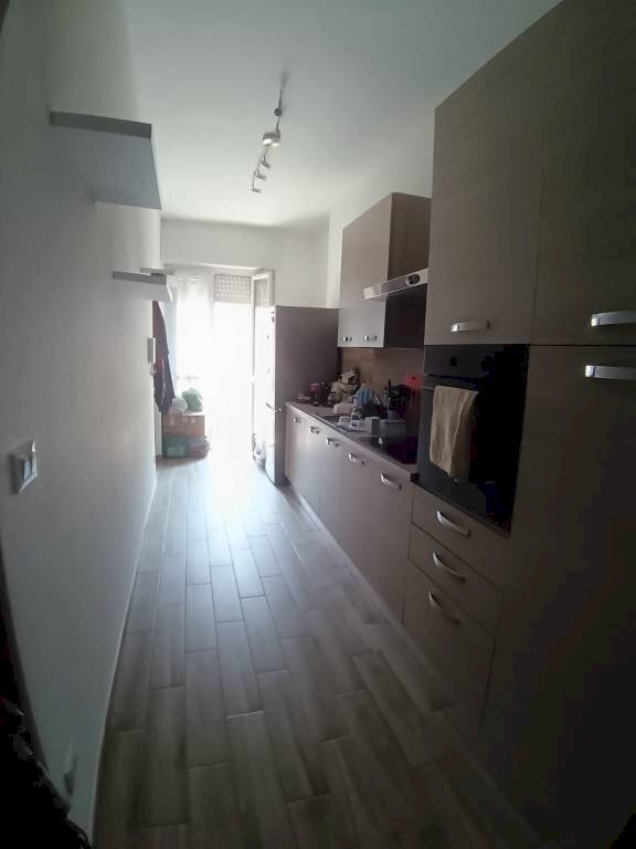 Cucina - Bilocale via Nicola Porpora, 9, Torino (zona Rebaudengo) - foto 3