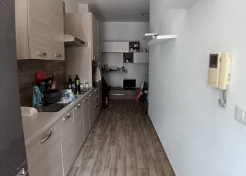 Cucina - Bilocale via Nicola Porpora, 9, Torino (zona Rebaudengo) - foto 2