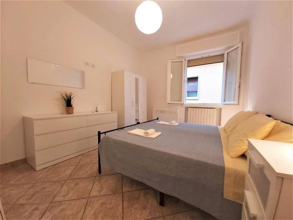 Camera da letto - Three-room apartment via Pietralata, Bologna (neighborhood Centro Storico) - photo 2