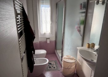 Bagno - Trilocale via Sapello, Genova (zona Prà) - foto 9