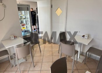 Sala da pranzo - Commercial Premises corso dei bruzi
74 - 76, Cosenza - photo 5