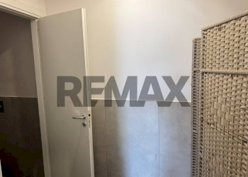 Bagno - Commercial Premises corso dei bruzi
74 - 76, Cosenza - photo 7