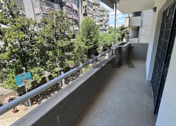 Balcone - Four-room apartment via piersanti mattarella
20, Cosenza - photo 5