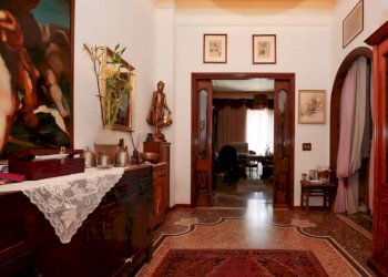 Stanza arredata - Appartamento via Stefano Dondero, Genova (zona Sampierdarena) - foto 22