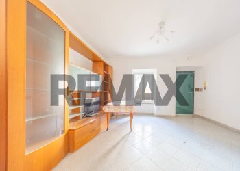 Soggiorno - Bilocale Viale Della Repubblica
163, Marino - foto 11