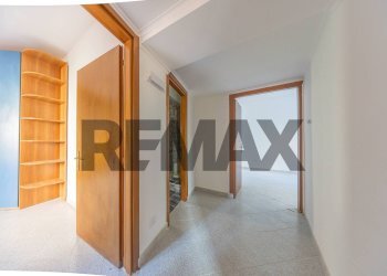 Hall / corridoio - Bilocale Viale Della Repubblica
163, Marino - foto 15
