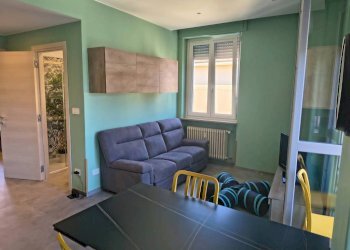 Salone - Three-room apartment Cuneo (neighborhood Centro) - photo 3