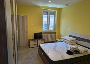 Camera da letto - Three-room apartment Cuneo (neighborhood Centro) - photo 5