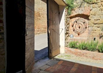 Cortile interno - Rustic via Cava, 1, Montemagno - photo 26