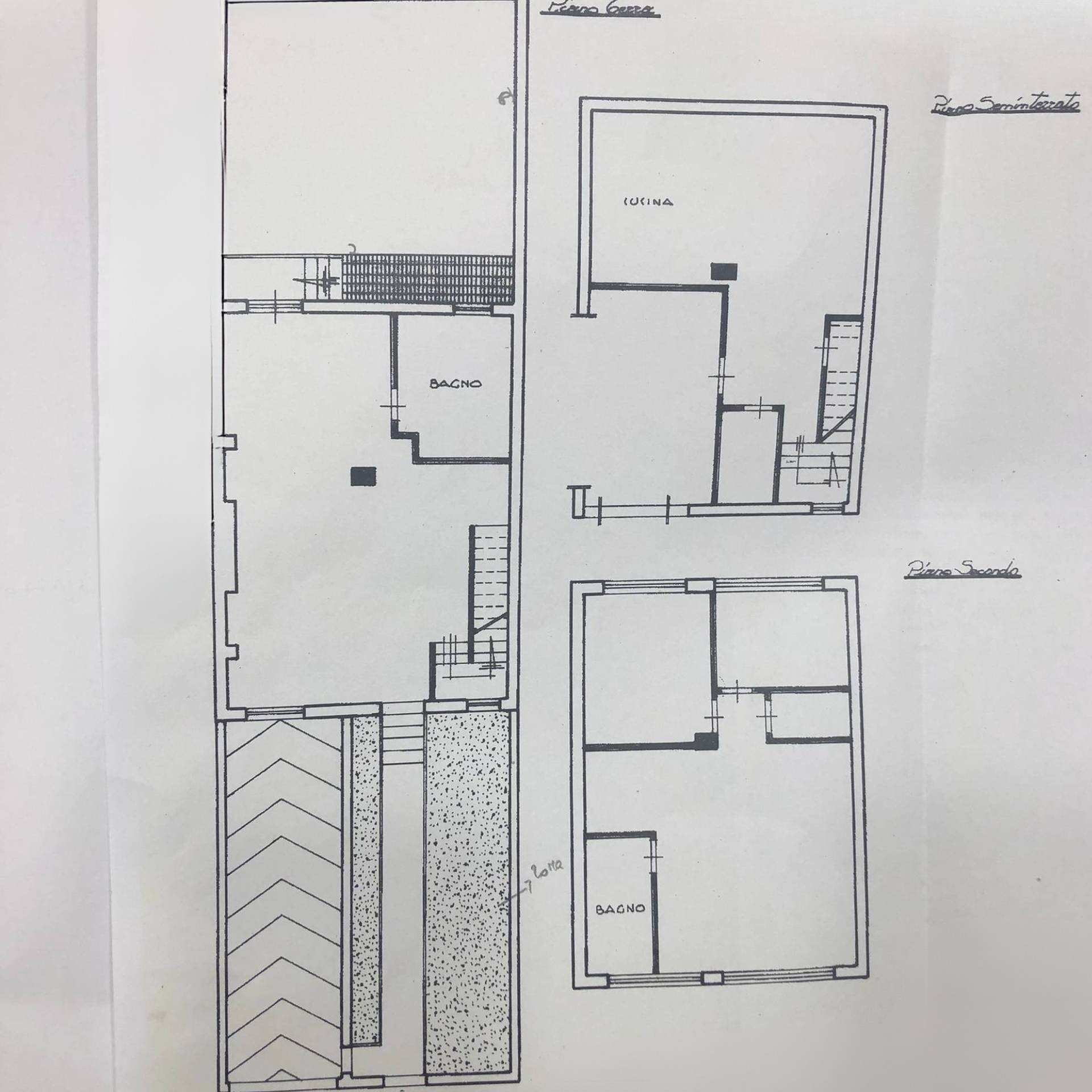 Foto 47 - Terraced Villa via martiri di caiazzo
 
28, Caserta - floor plans 1