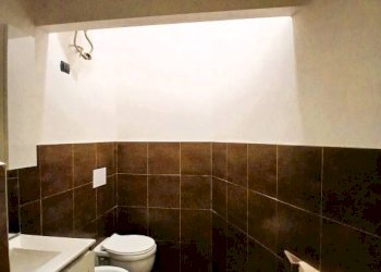 Bagno - Two-room apartment largo Alberto Pedrini, 3, Sondrio - photo 13