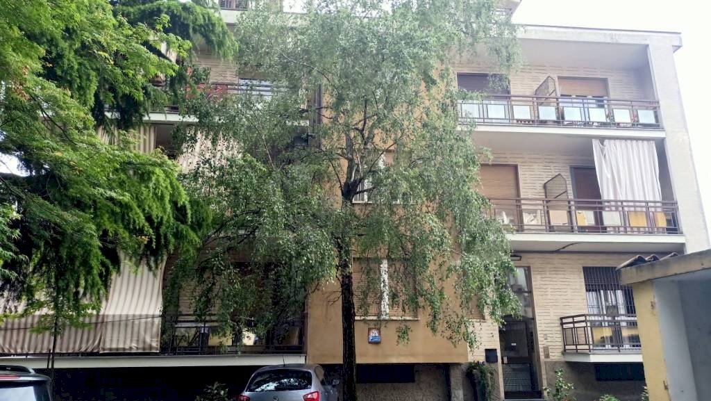 Facciata - Three-room apartment strada Carignano, 22, Moncalieri - photo 1