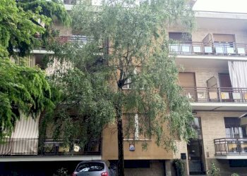 Facciata - Trilocale strada Carignano, 22, Moncalieri - foto 1