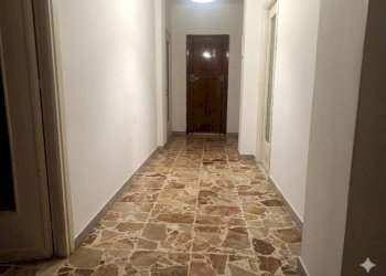 Corridoio - Trilocale strada Carignano, 22, Moncalieri - foto 2