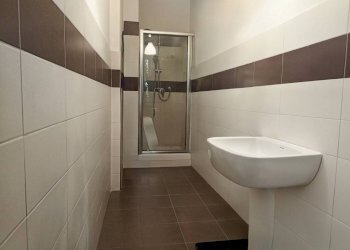 Bagno - Trilocale strada Carignano, 22, Moncalieri - foto 12