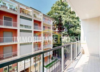 Balcone - Trilocale via Maria Virginia Staurenghi, 32, Varese - foto 1