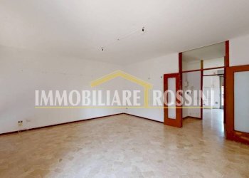 Salone - Three-room apartment via Maria Virginia Staurenghi, 32, Varese - photo 29