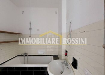 Bagno - Three-room apartment via Maria Virginia Staurenghi, 32, Varese - photo 42