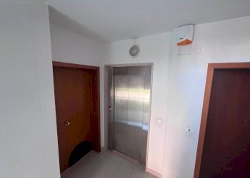 Interno palazzo - Three-room apartment via Padova, 128, Termoli - photo 28