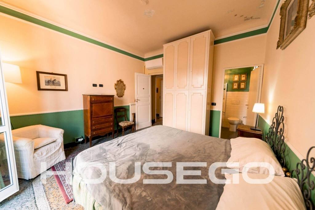 Camera da letto - Trilocale via della Maddalena, 32, Genova - foto 2
