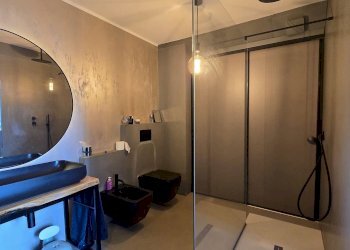 Four-room apartment VIA ANTONIETTA MASSUCCONE MAZZINI, Genova (neighborhood Bolzaneto) - photo 39
