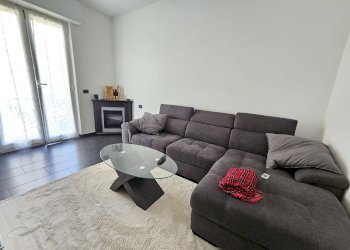 Trilocale VIA DOMENICO OLIVA, Genova (zona Sestri Ponente) - foto 1