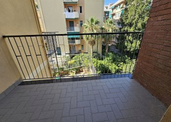 Trilocale VIA DOMENICO OLIVA, Genova (zona Sestri Ponente) - foto 6
