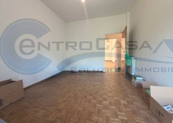 Camera da letto - Appartamento Bologna (zona Mazzini) - foto 36