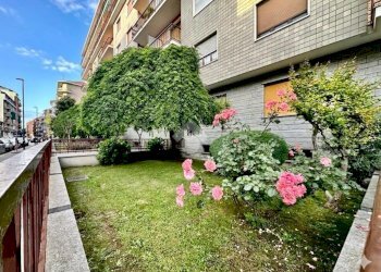 Trilocale Via Giovanni Randaccio, Torino (zona Borgo Vittoria) - foto 1