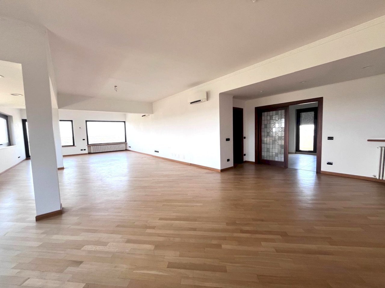 Four-room apartment Piazza Stefano Jacini, Roma - photo 1