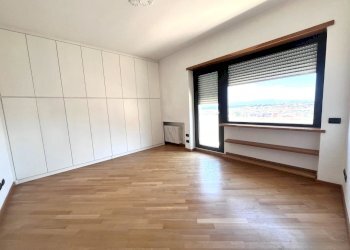 Four-room apartment Piazza Stefano Jacini, Roma - photo 6