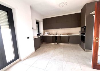 Four-room apartment Piazza Stefano Jacini, Roma - photo 11
