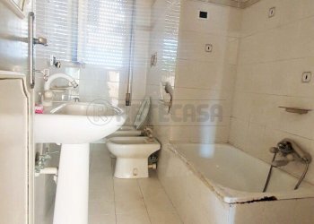 BAGNO - Quadrilocale Via Giuseppe Mazzini 228, Viareggio - foto 11