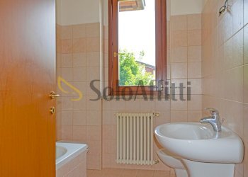 bagno con vasca - Trilocale Figino Serenza - foto 19