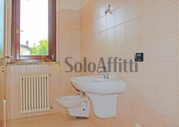 bagno con vasca - Trilocale Figino Serenza - foto 20