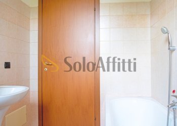 bagno con vasca - Trilocale Figino Serenza - foto 21