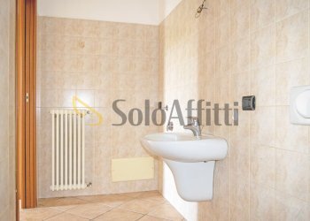 bagno con doccia - Trilocale Figino Serenza - foto 27