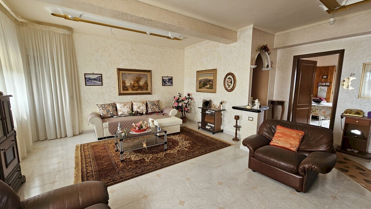 2 - Apartment Circonvallazione Ortisiana 22412, Modica - photo 2