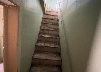 scala interna.jpg - Villa ronco Alfieri 2, Palazzolo Acreide - photo 5