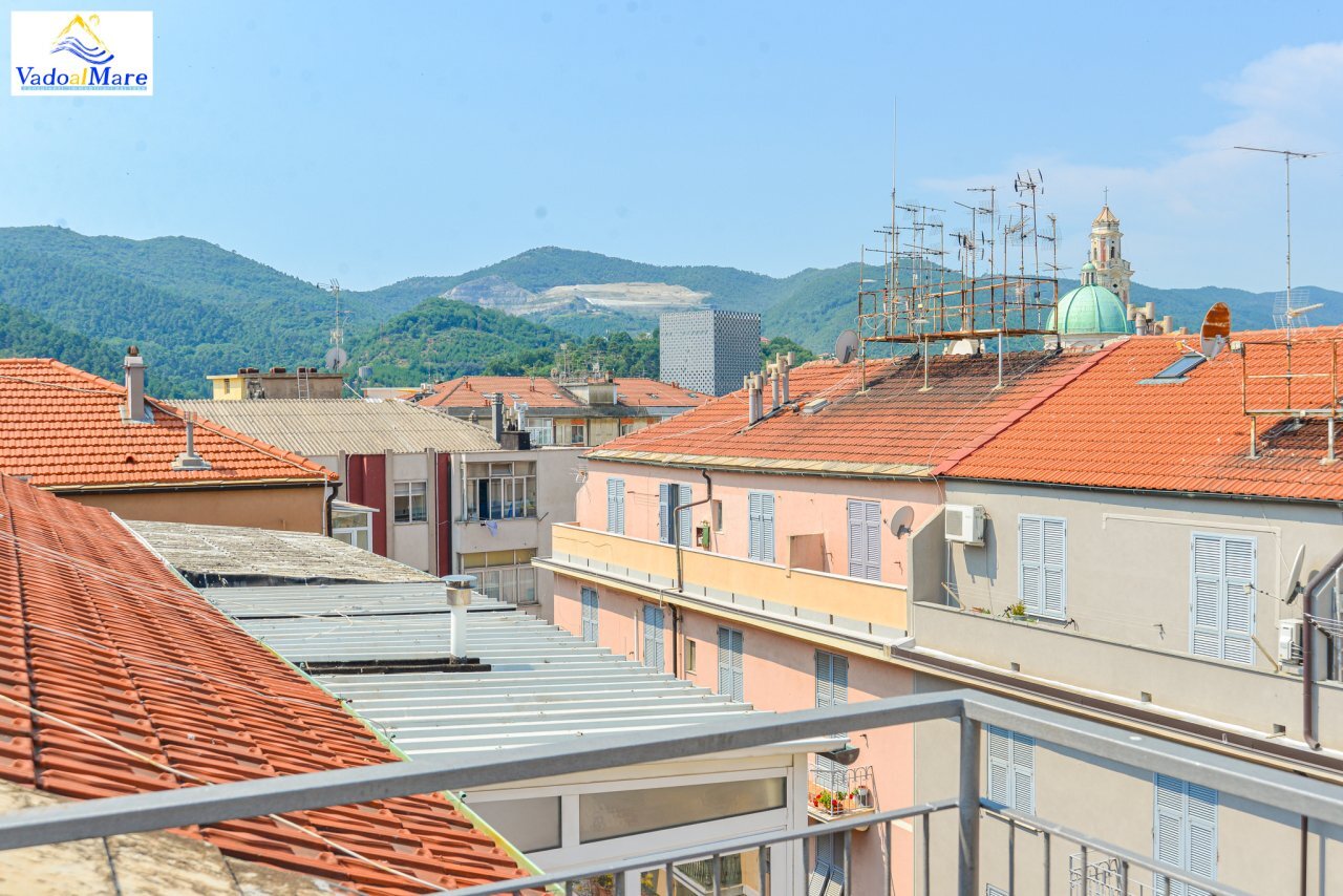 Giova-01 - Three-room apartment Via L. Cadorna 21, Vado Ligure - photo 1