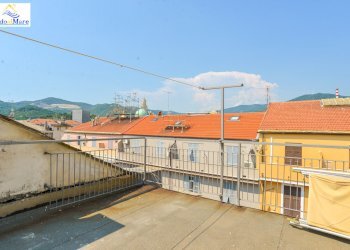 Giova-02 - Three-room apartment Via L. Cadorna 21, Vado Ligure - photo 2