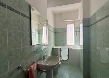 bagno - Appartamento Via Chiappino, Savona - foto 12