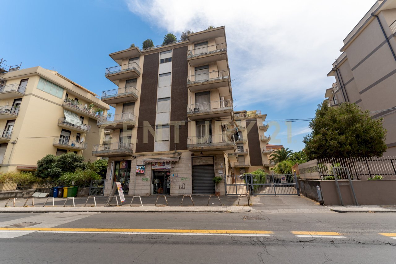 Via Francesco Fusco 22 CT (2) - Four-room apartment Via Francesco Fusco 22, Catania - photo 2