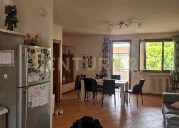 soggiorno - Trilocale Via XXV Aprile 3, Castelnuovo del Garda - foto 1