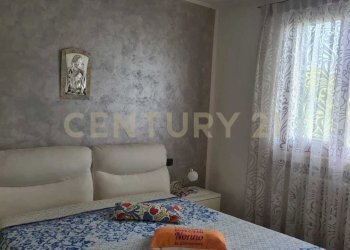 camera matrimoniale - Trilocale Via XXV Aprile 3, Castelnuovo del Garda - foto 8